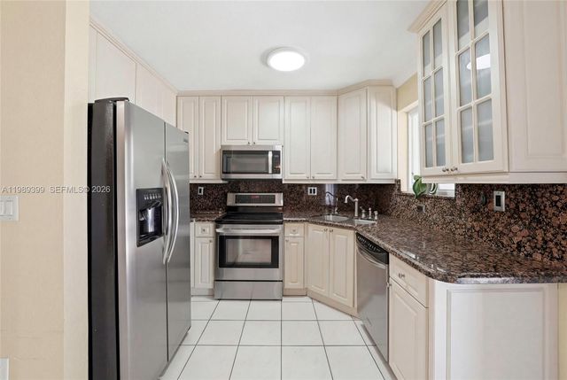 6997 W 29th Ave 202, Hialeah, FL 33018