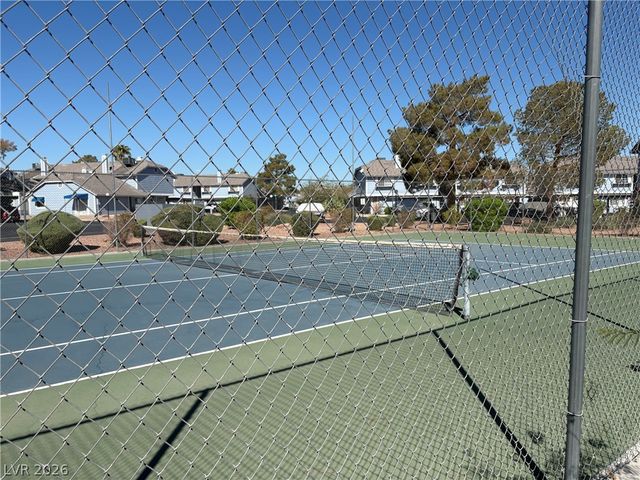 5430 Centurion Court 203, Las Vegas, NV 89122