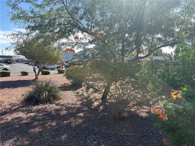 5430 Centurion Court 203, Las Vegas, NV 89122