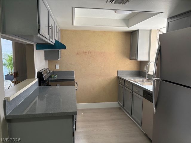 5430 Centurion Court 203, Las Vegas, NV 89122