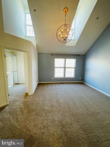 708 SCARBURGH WAY, Alexandria, VA 22314