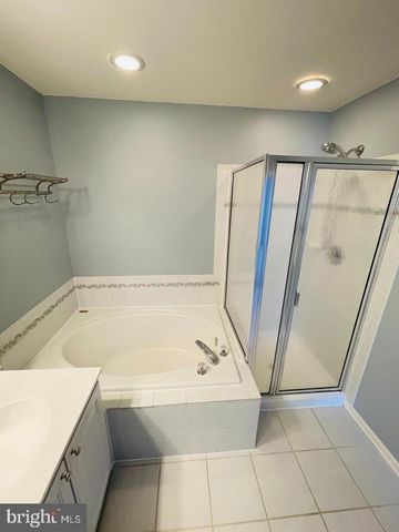 708 SCARBURGH WAY, Alexandria, VA 22314