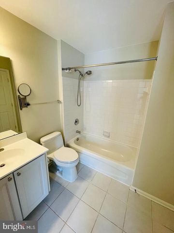 708 SCARBURGH WAY, Alexandria, VA 22314