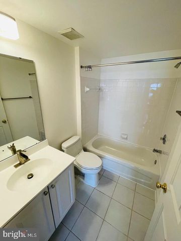 708 SCARBURGH WAY, Alexandria, VA 22314