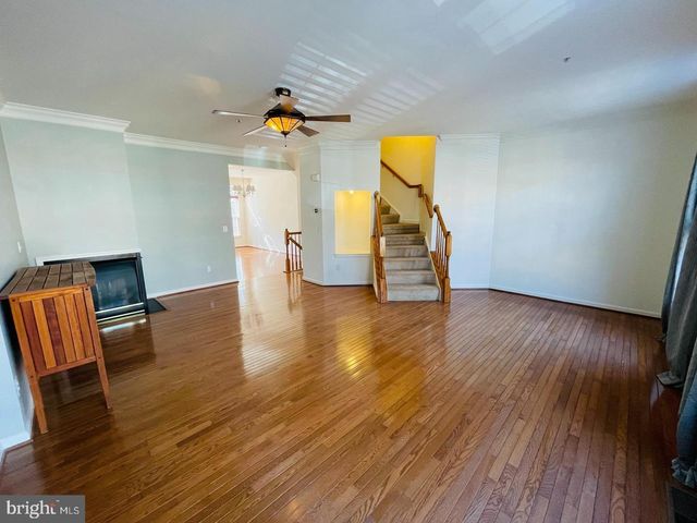 708 SCARBURGH WAY, Alexandria, VA 22314