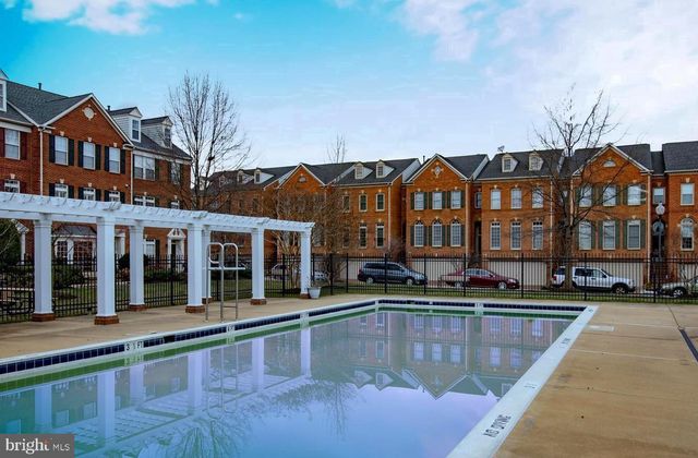 708 SCARBURGH WAY, Alexandria, VA 22314