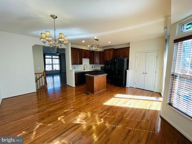 708 SCARBURGH WAY, Alexandria, VA 22314