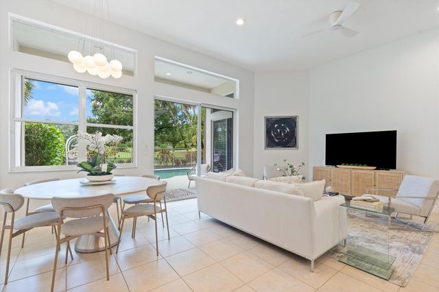 15873 Double Eagle Trail, Delray Beach, FL 33446