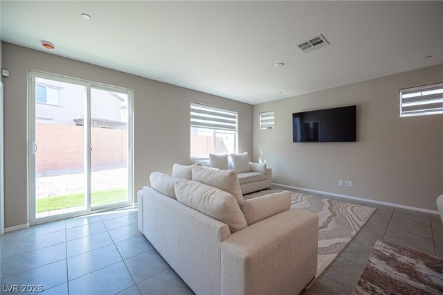 1989 Rubra Place, Las Vegas, NV 89106