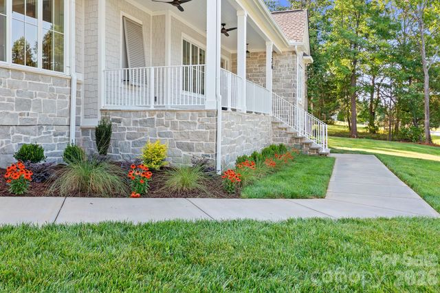 126 Manorly Lane, Mooresville, NC 28115