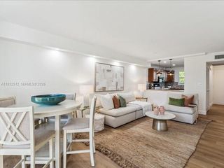 103 Royal Park Dr 1G, Oakland Park, FL 33309