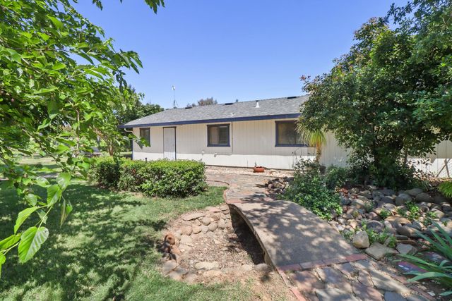 120 S Dowd Rd, Lincoln, CA 95648