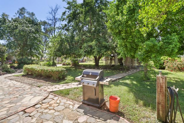 120 S Dowd Rd, Lincoln, CA 95648