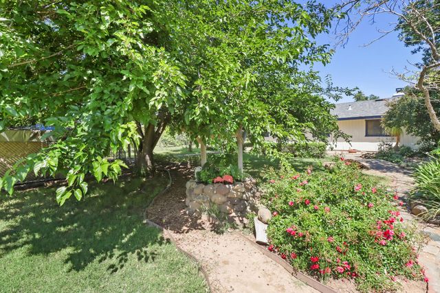 120 S Dowd Rd, Lincoln, CA 95648