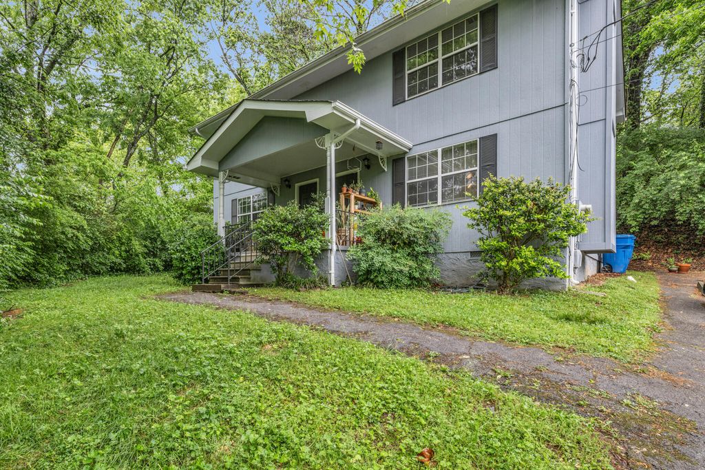 302 W Midvale Avenue, Chattanooga, TN 37405
