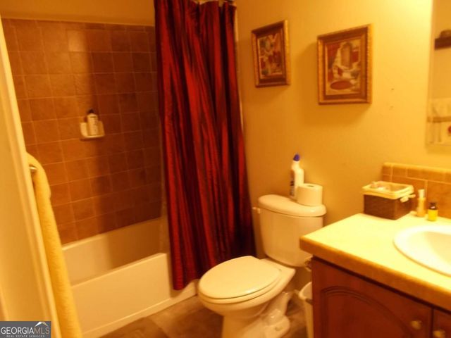 416 Old Jones Road, Whitesburg, GA 30185