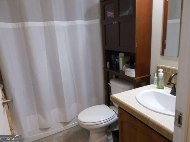 416 Old Jones Road, Whitesburg, GA 30185