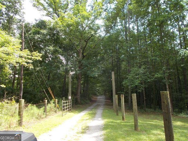 416 Old Jones Road, Whitesburg, GA 30185