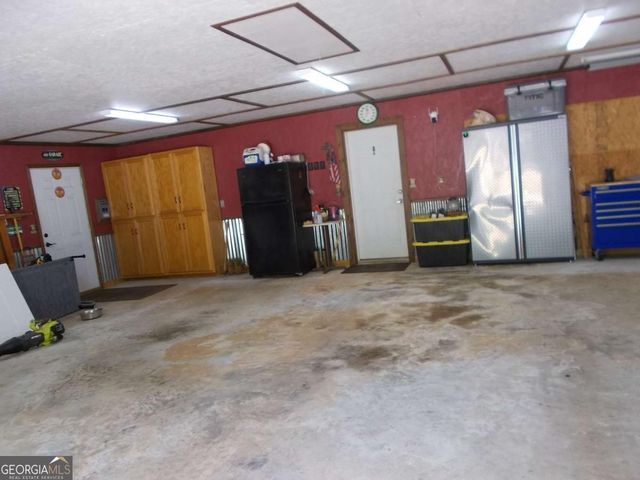 416 Old Jones Road, Whitesburg, GA 30185
