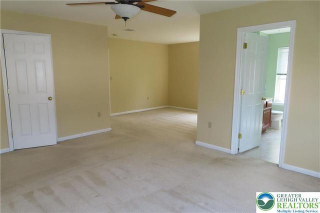 6810 Hunt Drive, Macungie Boro, PA 18062