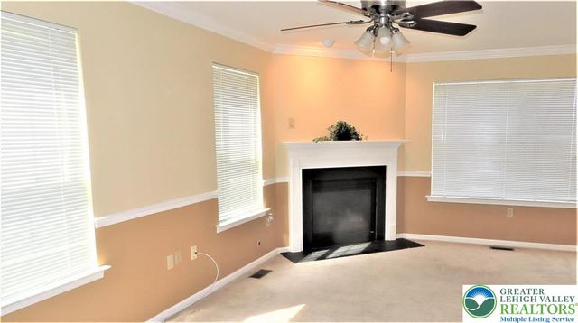 6810 Hunt Drive, Macungie Boro, PA 18062