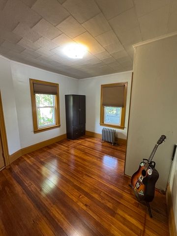 78 Wheatland 1, Chicopee, MA 01020