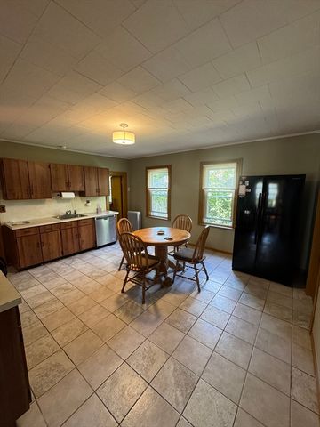 78 Wheatland 1, Chicopee, MA 01020