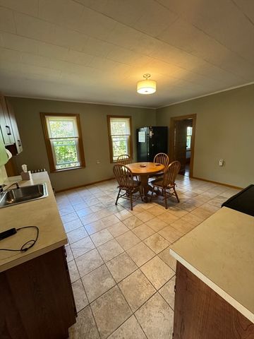 78 Wheatland 1, Chicopee, MA 01020