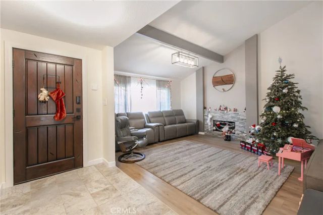 13056 Aztec, Sylmar, CA 91342