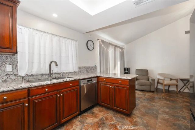 13056 Aztec, Sylmar, CA 91342