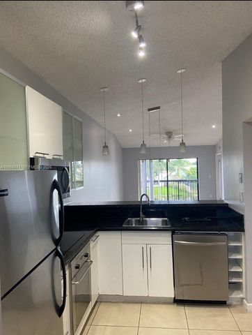 9849 Nob Hill Ln 9849, Sunrise, FL 33351