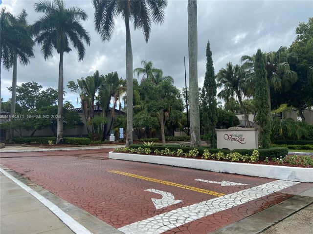 9849 Nob Hill Ln 9849, Sunrise, FL 33351