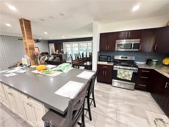 5836 Old Ranch Road, Riverside, CA 92504