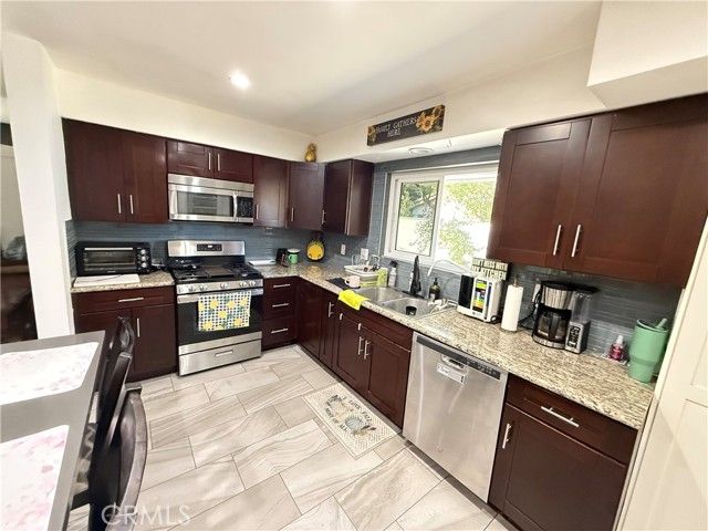 5836 Old Ranch Road, Riverside, CA 92504