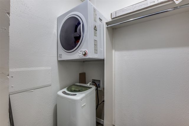 4525 Gilbert 204, Dallas, TX 75219