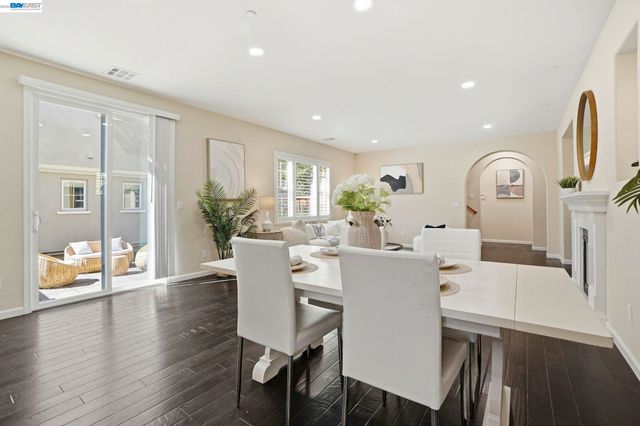 4976 Ivyleaf Springs Rd, San Ramon, CA 94582