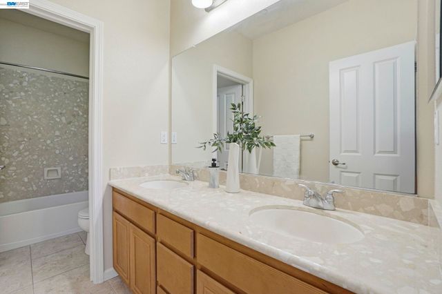 4976 Ivyleaf Springs Rd, San Ramon, CA 94582