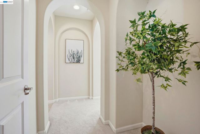 4976 Ivyleaf Springs Rd, San Ramon, CA 94582