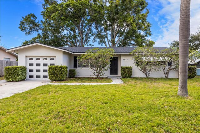 1820 PATLIN CIRCLE N, Largo, FL 33770