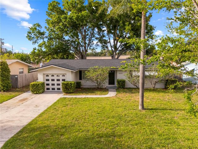 1820 PATLIN CIRCLE N, Largo, FL 33770