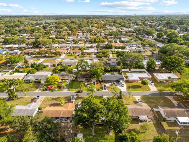 1820 PATLIN CIRCLE N, Largo, FL 33770