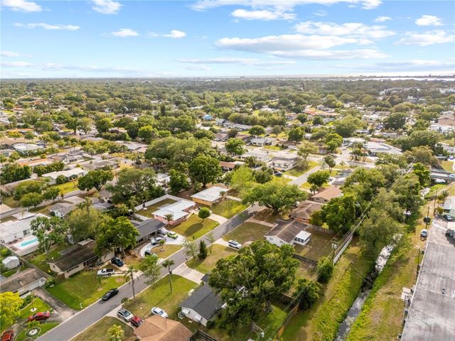 1820 PATLIN CIRCLE N, Largo, FL 33770