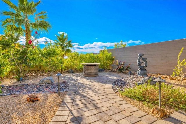 32 Moscato, Rancho Mirage, CA 92270