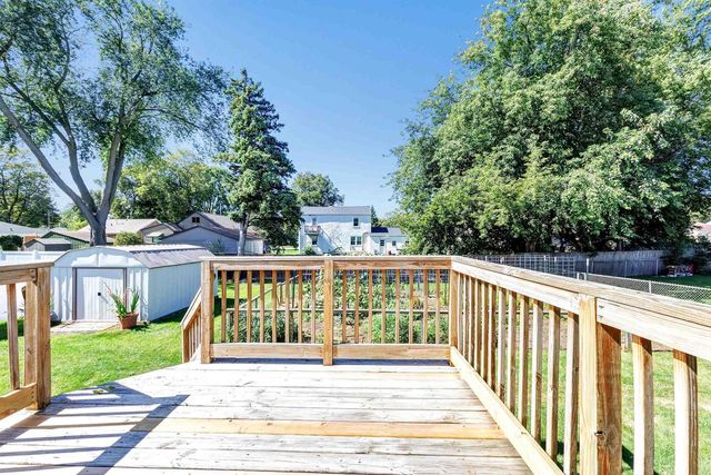 975 COPPENS ROAD, Green Bay, WI 54303