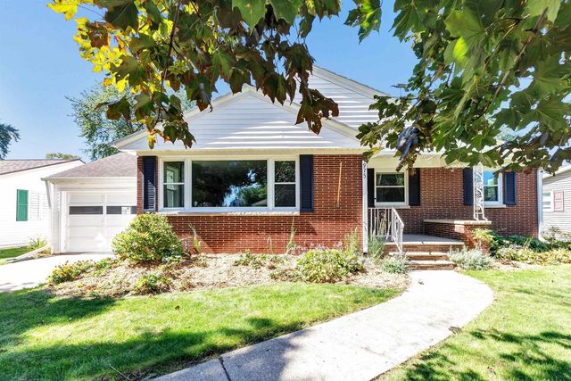 975 COPPENS ROAD, Green Bay, WI 54303