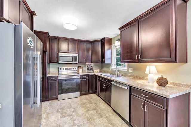 975 COPPENS ROAD, Green Bay, WI 54303