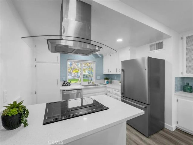 4233 Larwin, Cypress, CA 90630