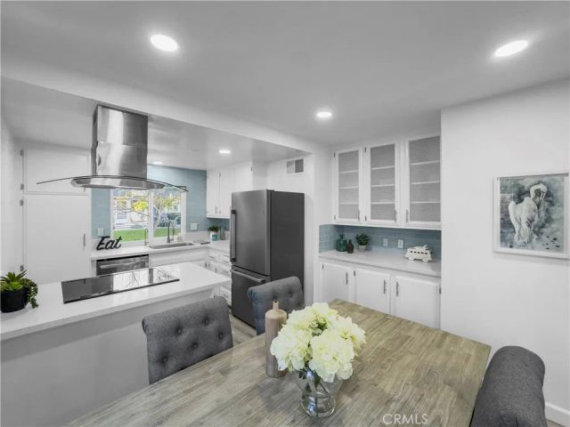 4233 Larwin, Cypress, CA 90630