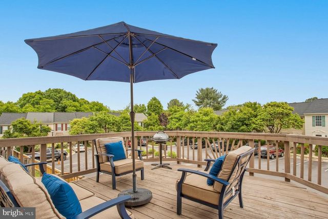1736 TIGER LILY CIR, Woodbridge, VA 22192