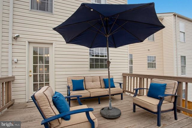 1736 TIGER LILY CIR, Woodbridge, VA 22192